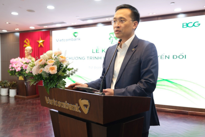 Vietcombank tổ chức lễ khởi động chương trình hành động chuyển đổi