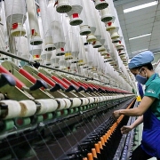 Indonesia cũng phải áp thuế tự vệ toàn cầu đối với 134 nhóm sản phẩm may mặc