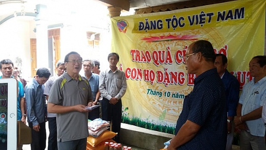 Chuyện một dòng họ làm từ thiện chuyen mot dong ho lam tu thien