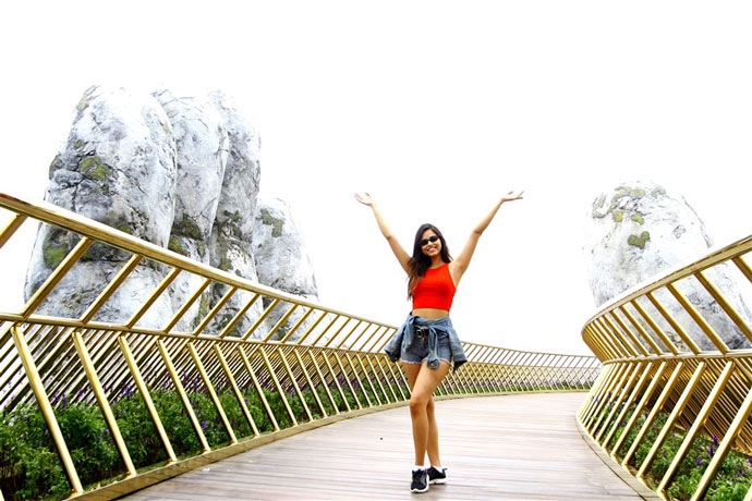 Đoàn hoa hậu thế giới hết lời ca ngợi Cầu Vàng doan hoa hau the gioi het loi ca ngoi cau vang