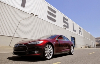 TP HCM mời nhà sản xuất pin cho Tesla vào đầu tư