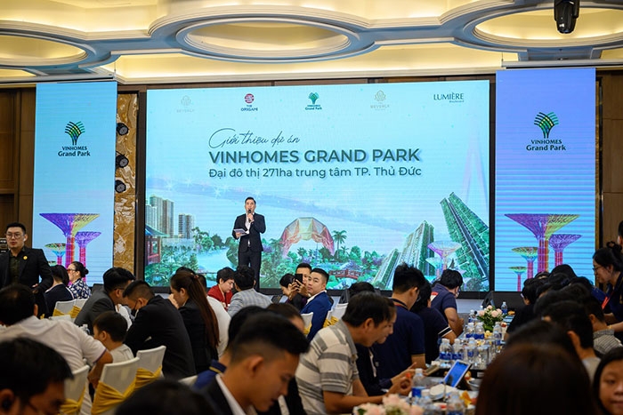 Vinhomes Grand Park làm “dậy sóng” thị trường BĐS Tây Nam Bộ