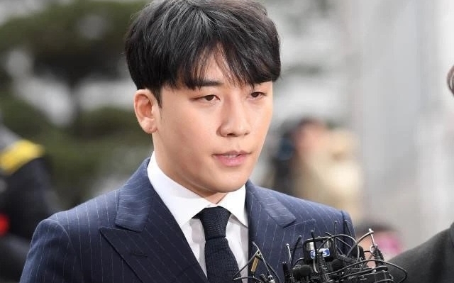 Sao Hàn ngày 28/1/2022: Seungri (Big Bang) nhận mọi tội danh, được giảm nửa án tù