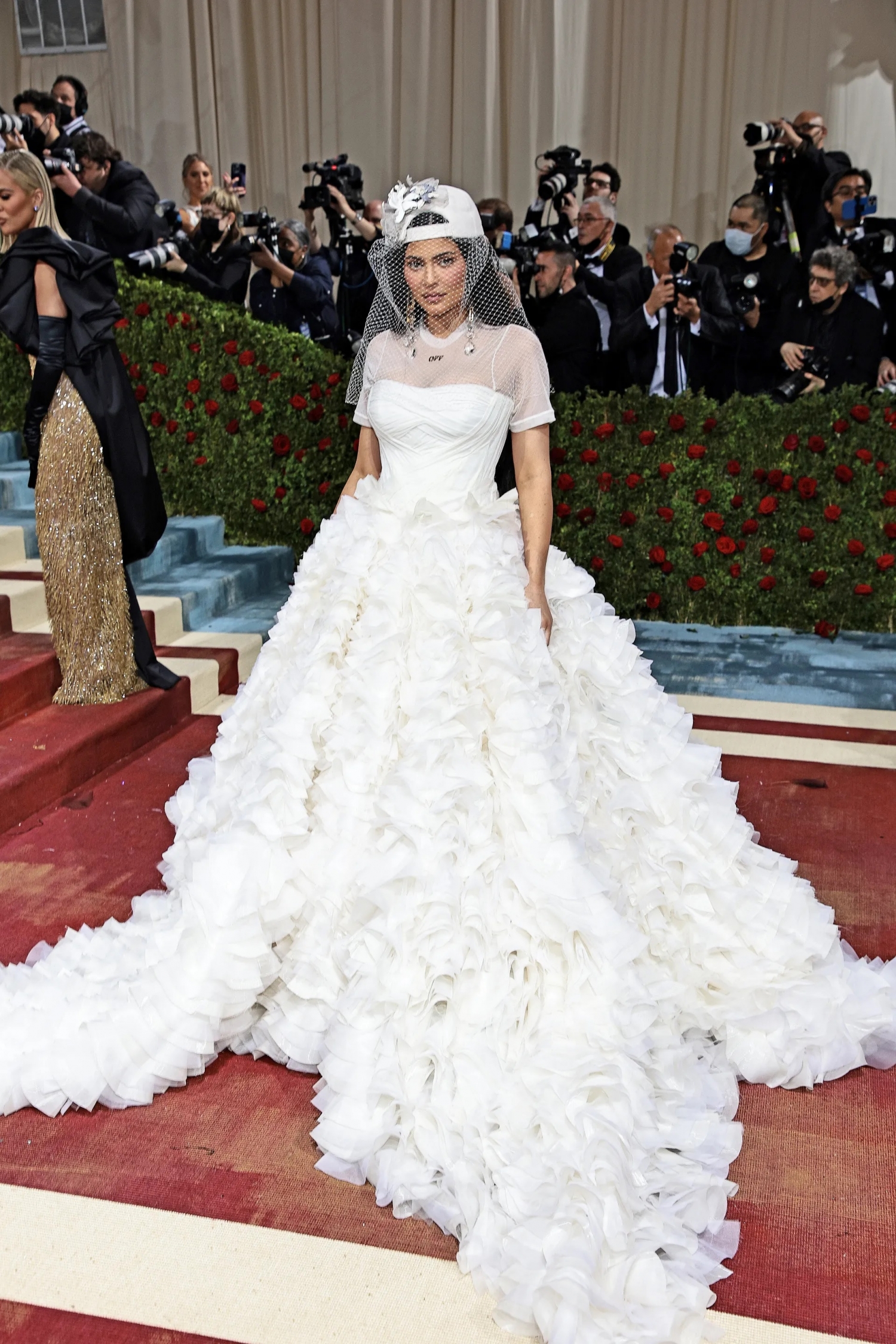 Nhìn lại những bộ cánh ghi đậm dấu ấn tại thảm đỏ Met Gala 2022