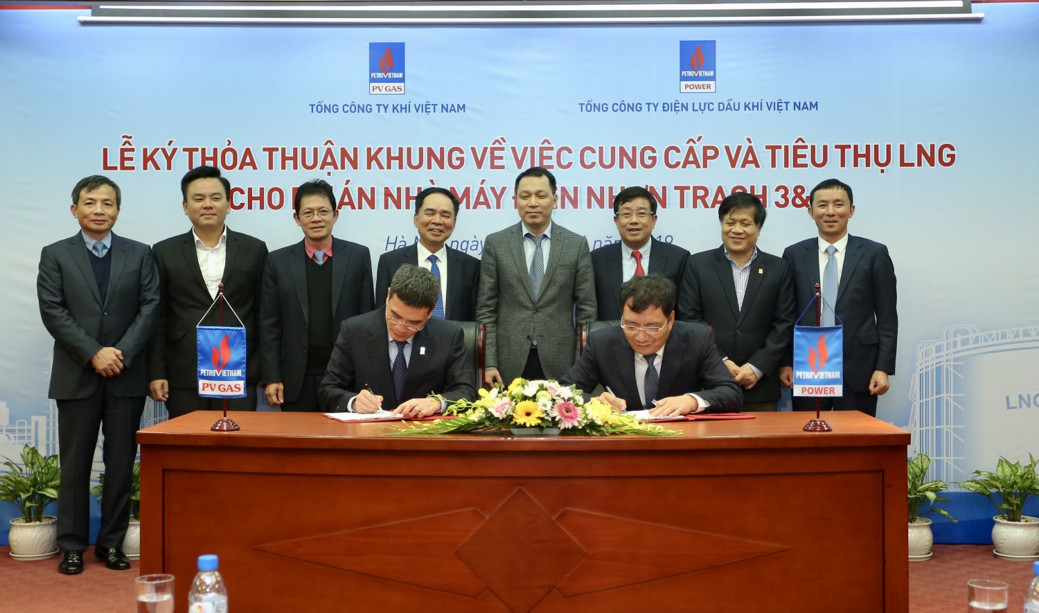 pvgas-va-pvpower-ky-ket-thoa-thuan-khung-ve-viec-cung-cap-va-tieu-thu-lng-cho-nha-may-dien-nhon-trach-3-4_2.jpg