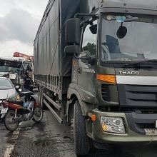 chuyen gia ha noi nen lui thoi gian to chuc lan uu tien xe buyt
