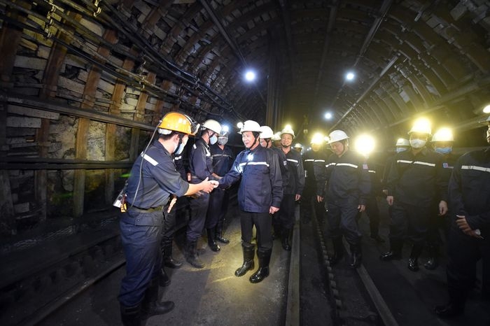 Phó Thủ tướng Lê Văn Thành xuống hầm mỏ, động viên công nhân Than Núi Béo - TKV