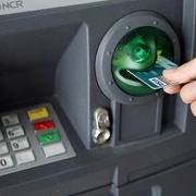 3月25日の経済ニュース：ATMでの現金引き出し業務が減少