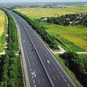 Hoàn thiện phương án xây dựng cao tốc Bắc - Nam phía đông giai đoạn 2021-2025