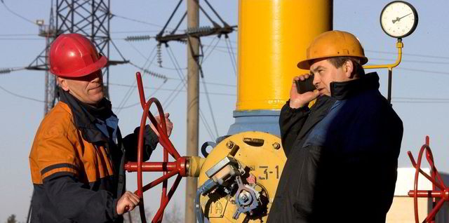 Gazprom tiếp tục giảm lượng cung cấp khí đốt sang châu Âu