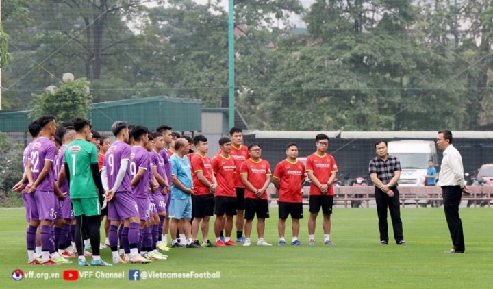 Hùng Dũng vinh dự được đeo băng đội trưởng U23 Việt Nam