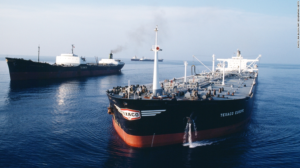 Ấn Độ bất ngờ nổi lên như một trung tâm mới cho xuất khẩu dầu của Nga