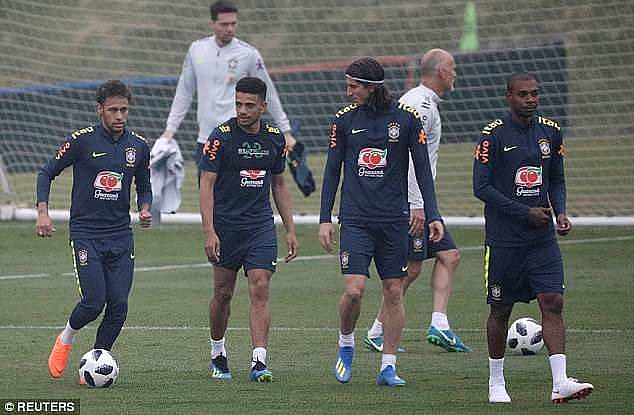 Neymar hồi phục chấn thương thần kỳ, sẵn sàng cho World Cup 2018 neymar hoi phuc chan thuong than ky san sang cho world cup 2018