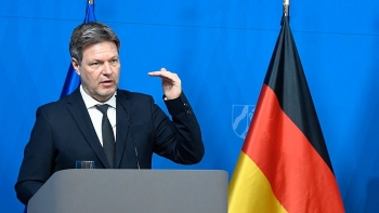 Đức sẽ cấm dầu mỏ của Nga vào cuối năm 2022