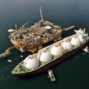 Qatar khởi động dự án LNG lớn nhất thế giới