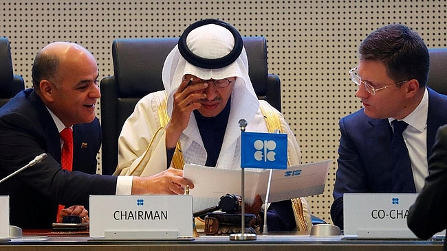 OPEC+ lạc quan trước ảnh hưởng của biến thể Omicron