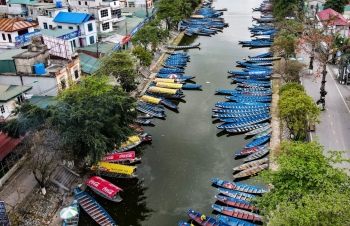 Hà Nội: Dừng tổ chức lễ hội chùa Hương