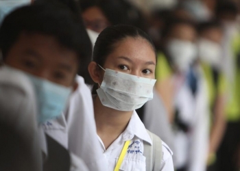 Tin tức thế giới 1/2: Chuyên gia nhận định cảm cúm thông thường còn đáng sợ hơn virus corona