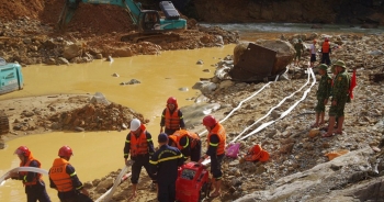 Tìm kiếm nạn nhân Rào Trăng: Khó khăn nhất là kiểm soát dòng chảy
