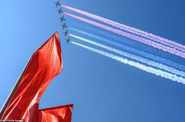 Dàn vũ khí uy lực của Nga luyện tập trước lễ duyệt binh Ngày Chiến thắng dan vu khi uy luc cua nga luyen tap truoc le duyet binh ngay chien thang