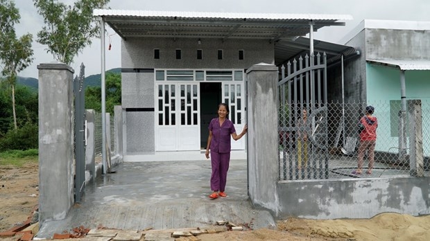 UNDP hỗ trợ Việt Nam xây dựng thêm 1.450 căn nhà chống bão, lũ UNDP sẽ hỗ trợ Việt Nam xây dựng thêm 1.450 căn nhà chống bão, lũ