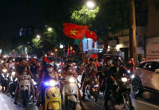 Đảm bảo an toàn giao thông trước và sau trận chung kết bóng đá nam SEA Games 31 Đảm bảo an toàn giao thông trước và sau trận chung kết bóng đá nam SEA Games 31