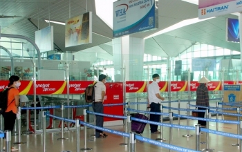 Nghệ An: 77 người đi cùng chuyến bay có cặp vợ chồng người Hà Tĩnh mắc Covid-19