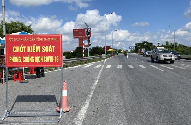 Các tỉnh phía Bắc nới lỏng kiểm soát dịch Các tỉnh phía Bắc nới lỏng kiểm soát người về địa phương