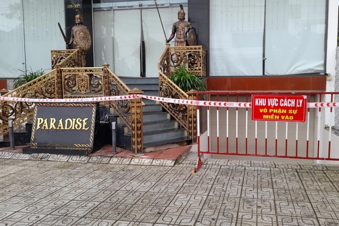 Liên tiếp phát hiện ca mắc Covid-19, Quảng Nam dừng karaoke, massage Liên tiếp phát hiện ca mắc Covid-19, Quảng Nam dừng karaoke, massage