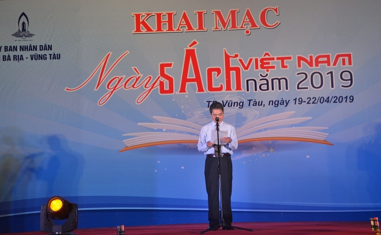 Bà Rịa - Vũng Tàu khai mạc Ngày sách Việt Nam lần thứ VI br vt khai mac ngay sach viet nam lan thu vi