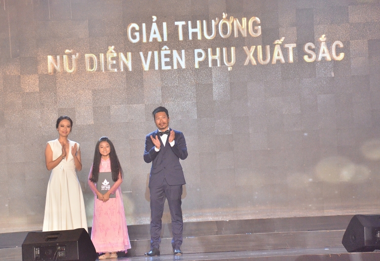 "Song Lang" đạt giải Bông Sen Vàng tại LHP Việt Nam 21 phim song lang dat giai bong sen vang o the loai phim truyen dien anh tai lien hoan phim viet nam lan thu xxi