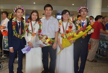 100 thi sinh viet nam tham du olympic co giai thuong