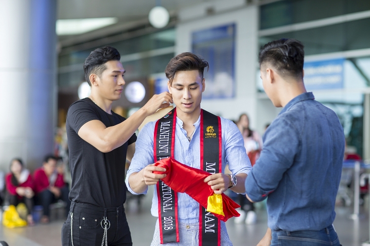 dan trai dep tien mai tuan anh len duong du thi manhunt 2018