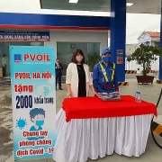 pvoil khai truong 2 cua hang xang dau moi