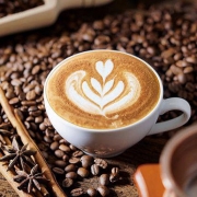 Uống cà phê hàng ngày có thể giúp phòng bệnh gút