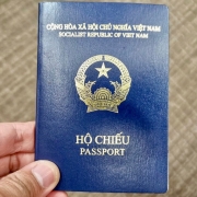 Mỹ yêu cầu công dân Việt Nam bổ sung nơi sinh vào hộ chiếu mẫu mới