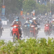 chua toi 4 nguoi dan hai long voi chat luong khong khi