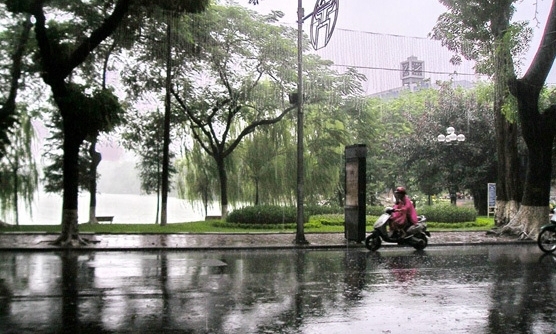 Dự báo thời tiết hôm nay ngày 31/10/2021: Hà Nội có mưa, trời lạnh