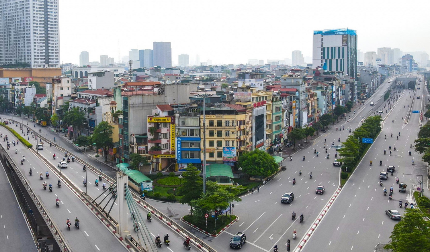 Hà Nội phân bổ dân số ra sao trong bối cảnh vượt dự báo quy hoạch? Hà Nội phân bổ dân số ra sao trong bối cảnh vượt dự báo quy hoạch?