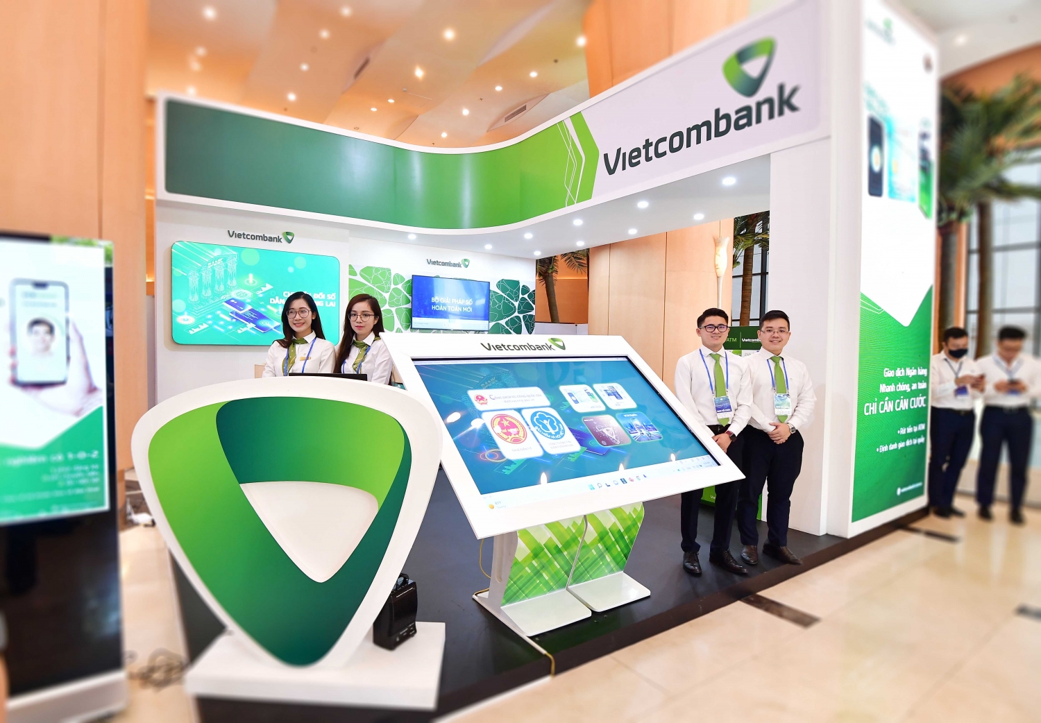 Vietcombank đồng hành cùng sự kiện Ngày chuyển đổi số ngành Ngân hàng