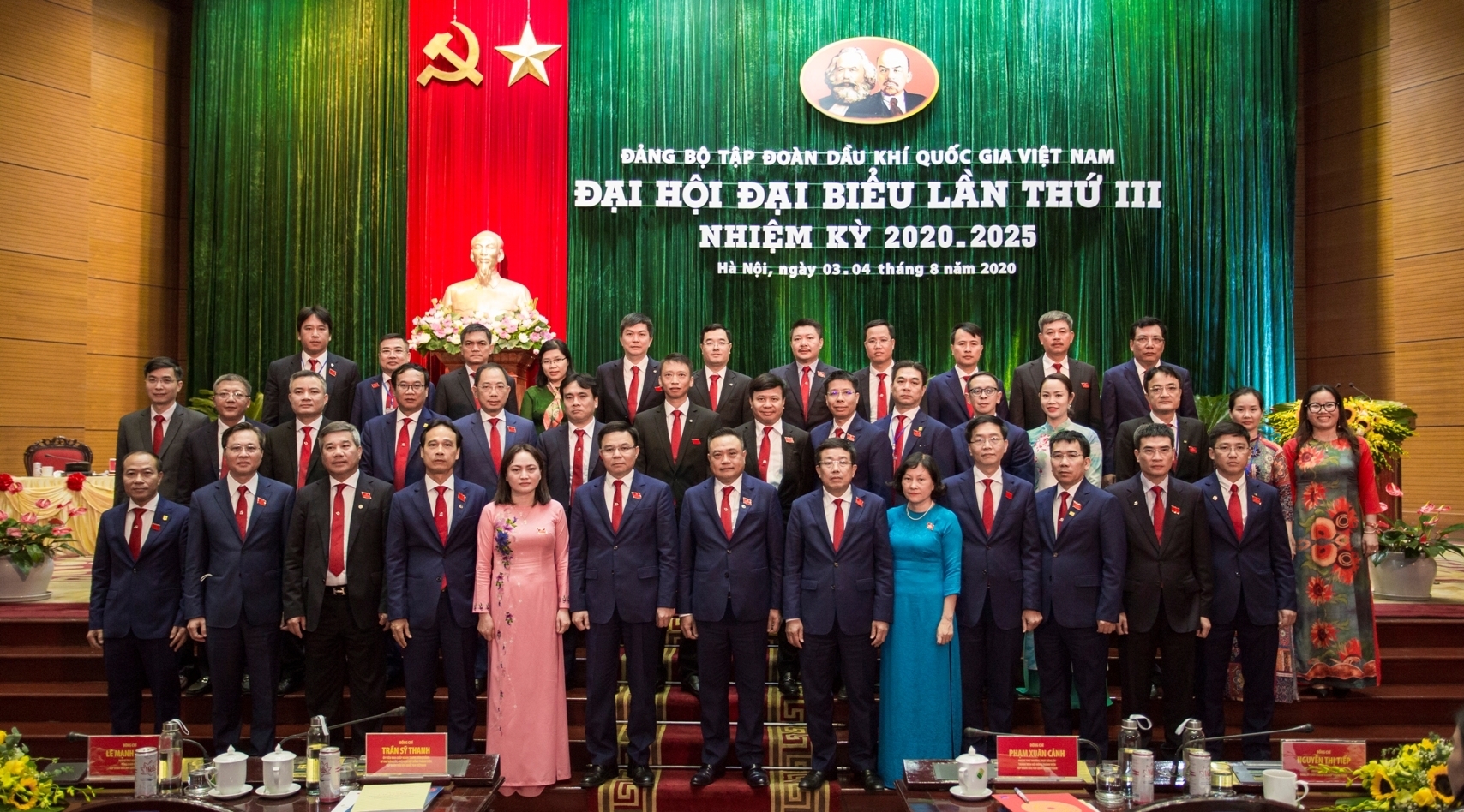 phat huy moi nguon luc quyet tam hoan thanh muc tieu nhiem vu duoc dang va nhan dan giao pho xung dang la tru cot cua nen kinh te dat nuoc