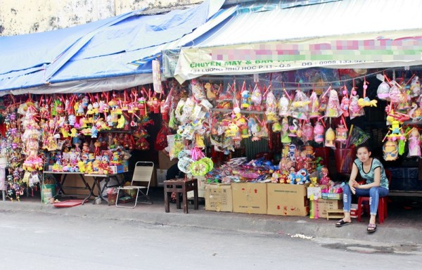 Đìu hiu phố lồng đèn Sài Gòn diu hiu pho long den sai gon