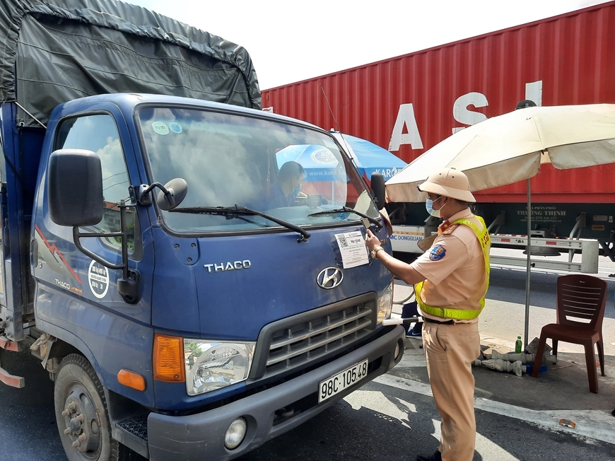 Chuẩn bị kịch bản khôi phục hoạt động vận tải sau giãn cách xã hội Chuẩn bị kịch bản khôi phục hoạt động vận tải sau giãn cách tại các địa phương