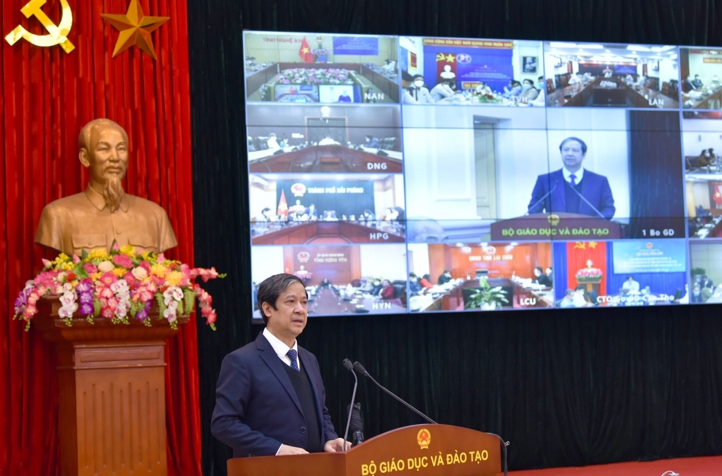 Bộ trưởng Nguyễn Kim Sơn: Cần tránh quan điểm coi trường chuyên là để có học sinh giỏi và các giải thưởng