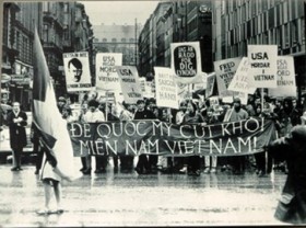 Bạn bè quốc tế đoàn kết chống chiến tranh tại Việt Nam