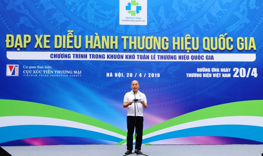 Đạp xe diễu hành Thương hiệu Quốc gia 2019 dap xe dieu hanh thuong hieu quoc gia 2019