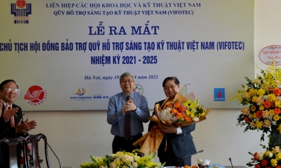 Ra mắt Chủ tịch Hội đồng Bảo trợ Quỹ Hỗ trợ Sáng tạo Kỹ thuật Việt Nam