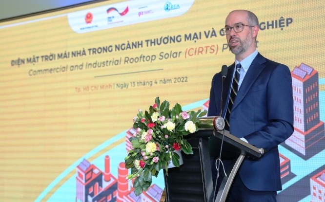 Việt Nam - Đức hợp tác thúc đẩy điện mặt trời mái nhà trong ngành thương mại và công nghiệp