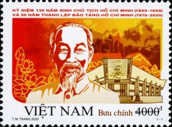 Phát hành tem kỷ niệm 130 năm sinh Chủ tịch Hồ Chí Minh
