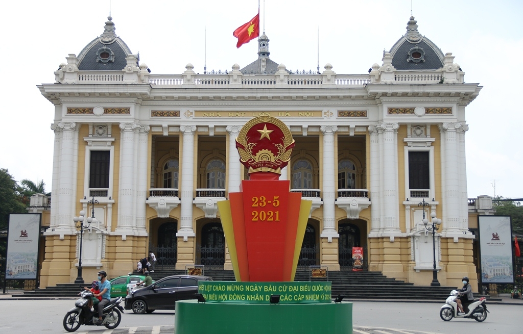 Hà Nội trang hoàng rực rỡ mừng ngày hội lớn Hà Nội trang hoàng rực rỡ mừng ngày hội lớn